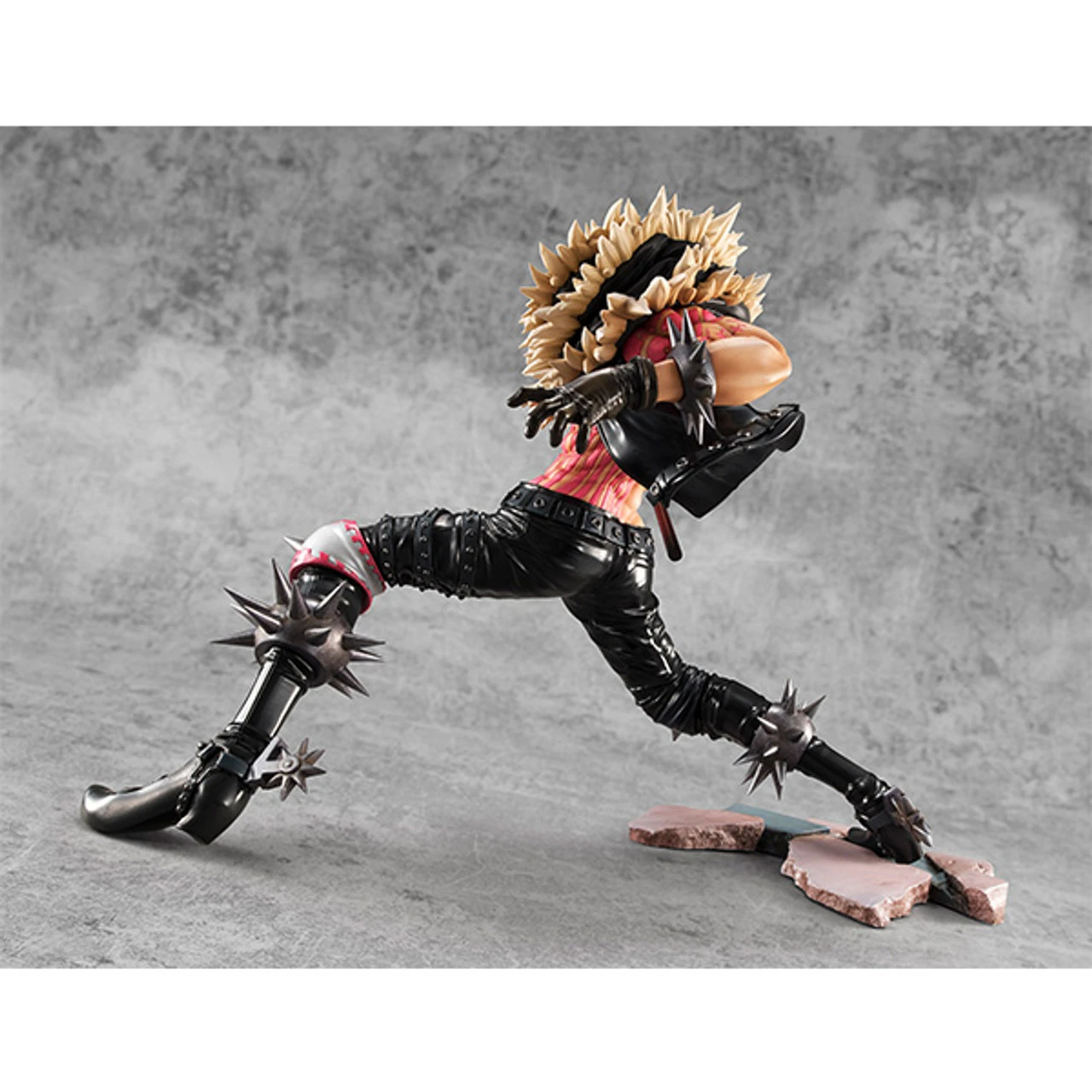 MegaHouse Portrait.Of.Pirates One Piece SA-MAXIMUM Charlotte Katakuri PVC Figure 6 MegaHouse Portrait.Of.Pirates One Piece SA-MAXIMUM Charlotte Katakuri PVC Figure - Image 4