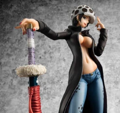 MegaHouse Portrait.Of.Pirates One Piece "I.R.O" Trafalgar Law 1/8 PVC Figure -Megahouse 010 94531.1456825234